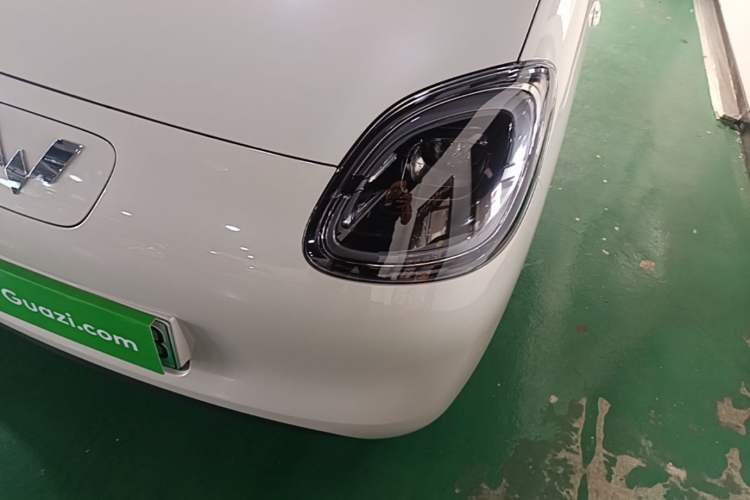 Used Wuling Hongguang MINIEV 2025 Four-Door Version Advanced Edition Left Front Headlight