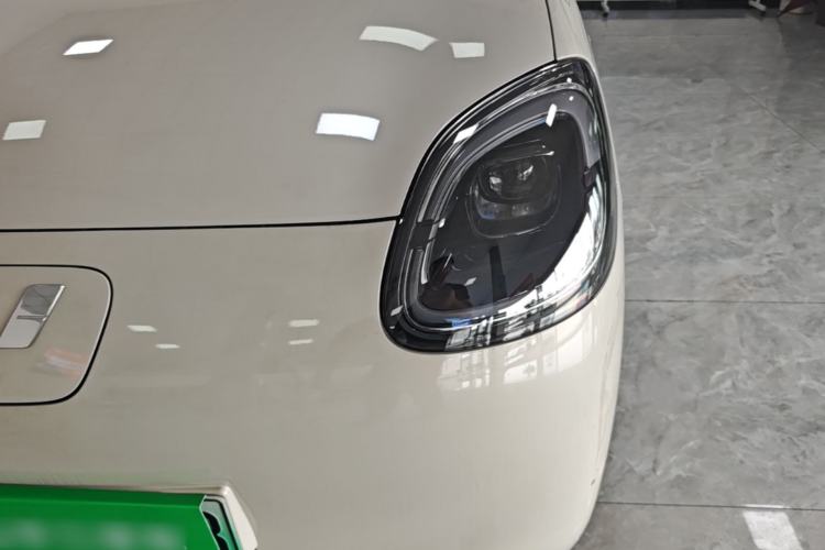 Used Wuling Hongguang MINIEV 2025 Four-Door Version Advanced Edition Left Front Headlight