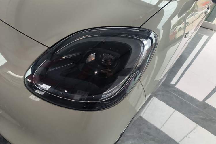 Used Wuling Hongguang MINIEV 2025 Four-Door Version Zhenxiang+ Edition Left Front Headlight