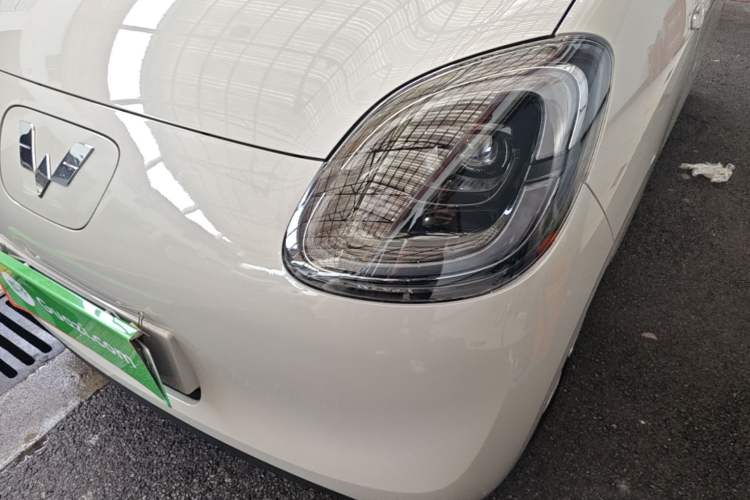 Used Wuling Hongguang MINIEV 2025 Four-Door Version Advanced Edition Left Front Headlight