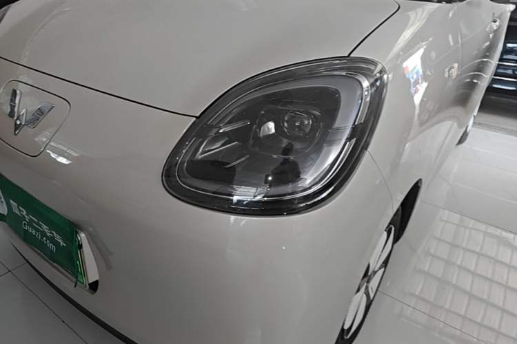 Used Wuling Hongguang MINIEV 2025 Four-Door Version Zhenxiang+ Edition Left Front Headlight