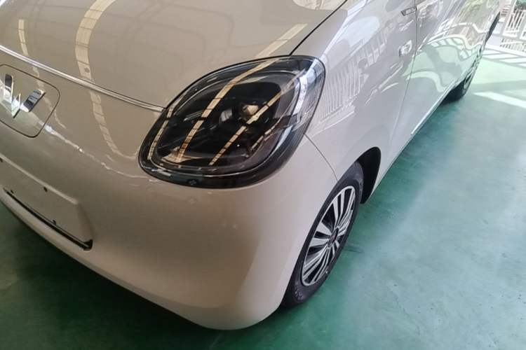 Used Wuling Hongguang MINIEV 2025 Four-Door Version Zhenxiang+ Edition Left Front Headlight