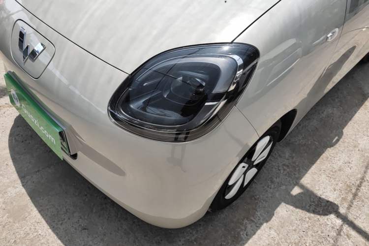 Used Wuling Hongguang MINIEV 2025 Four-Door Version Advanced Edition Left Front Headlight