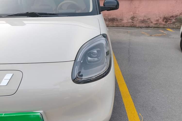 Used Wuling Hongguang MINIEV 2025 Four-Door Version Zhenxiang+ Edition Left Front Headlight