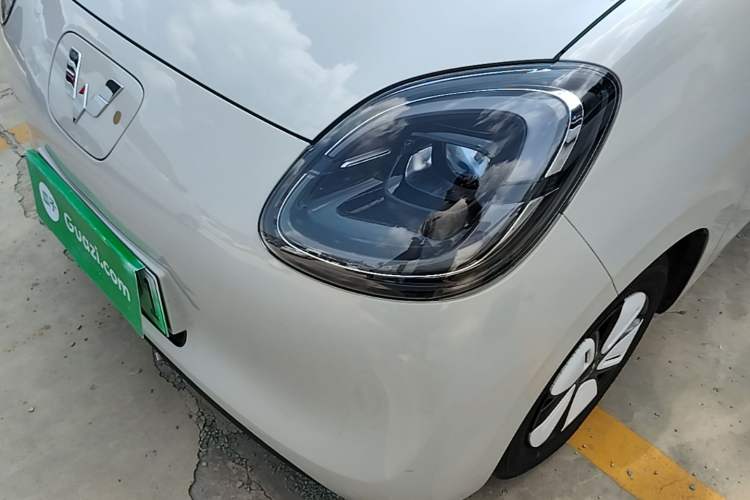 Used Wuling Hongguang MINIEV 2025 Four-Door Version Advanced Edition Left Front Headlight