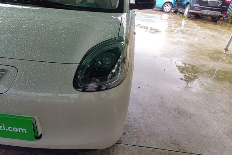 Used Wuling Hongguang MINIEV 2025 Four-Door Version Advanced Edition Left Front Headlight