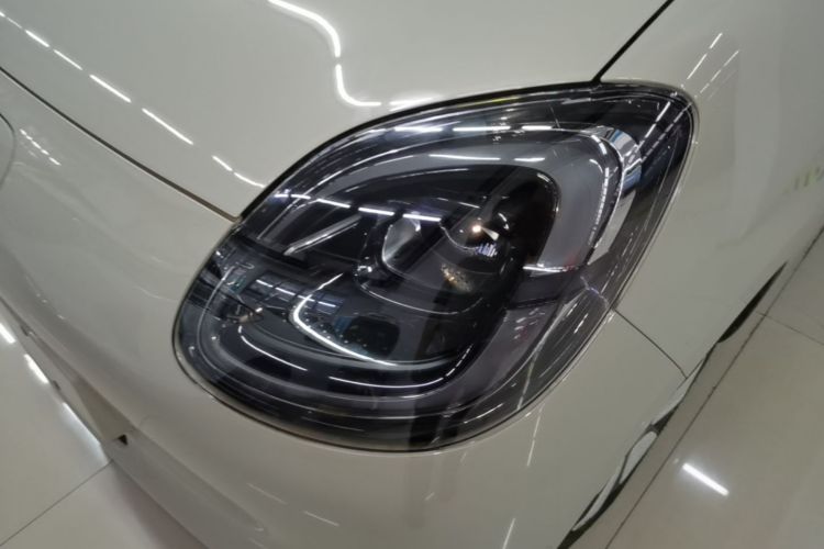 Used Wuling Hongguang MINIEV 2025 Four-Door Version Advanced Edition Left Front Headlight