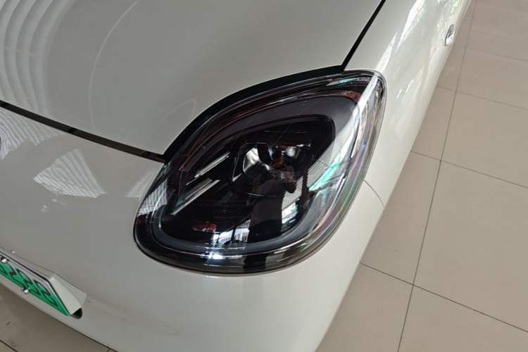 Used Wuling Hongguang MINIEV 2025 Four-Door Version Zhenxiang+ Edition Left Front Headlight