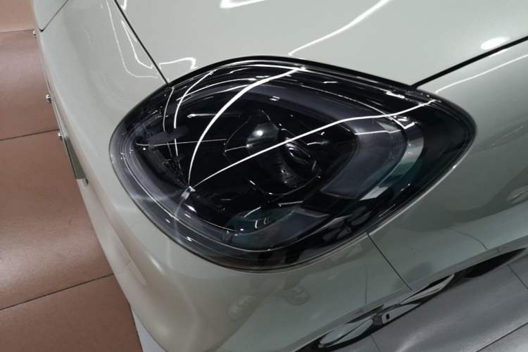 Used Wuling Hongguang MINIEV 2025 Four-Door Version Zhenxiang+ Edition Left Front Headlight