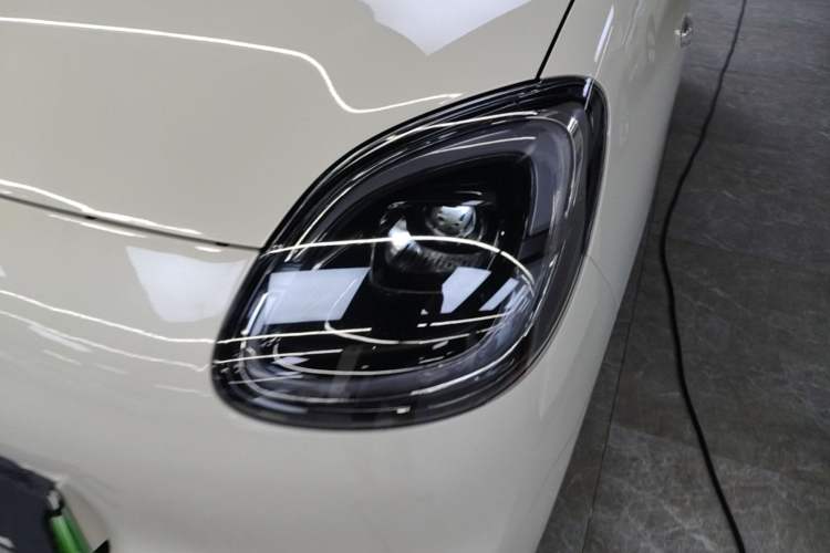 Used Wuling Hongguang MINIEV 2025 Four-Door Version Zhenxiang+ Edition Left Front Headlight