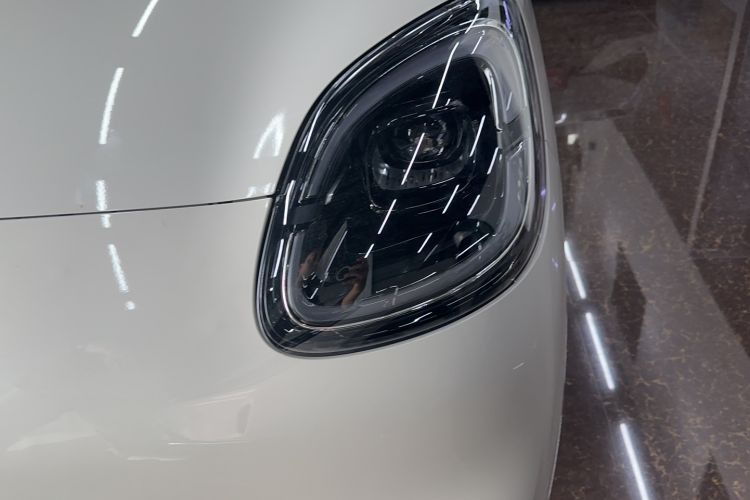 Used Wuling Hongguang MINIEV 2025 Four-Door Version Advanced Edition Left Front Headlight