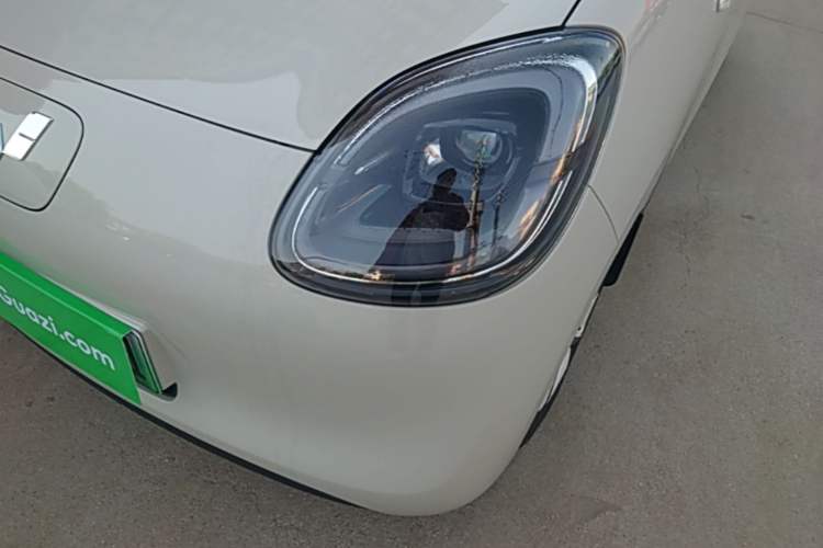 Used Wuling Hongguang MINIEV 2025 Four-Door Version Advanced Edition Left Front Headlight