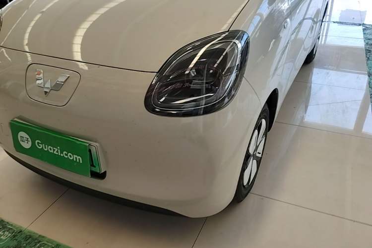 Used Wuling Hongguang MINIEV 2025 Four-Door Version Advanced Edition Left Front Headlight