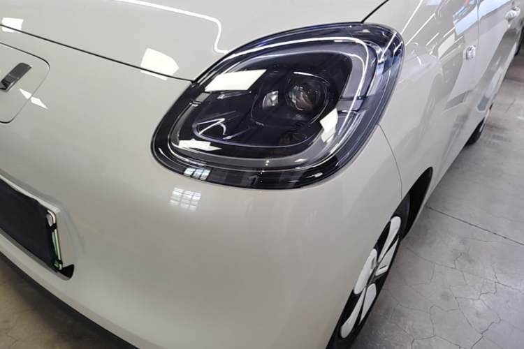 Used Wuling Hongguang MINIEV 2025 Four-Door Version Advanced Edition Left Front Headlight