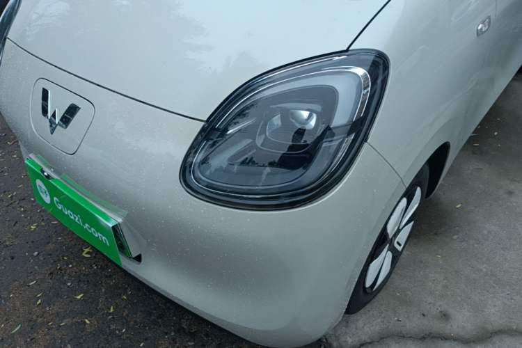 Used Wuling Hongguang MINIEV 2025 Four-Door Version Advanced Edition Left Front Headlight