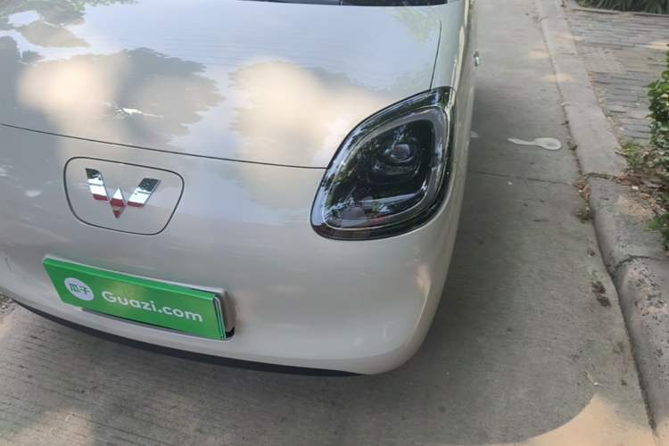Used Wuling Hongguang MINIEV 2025 Four-Door Version Advanced Edition Left Front Headlight