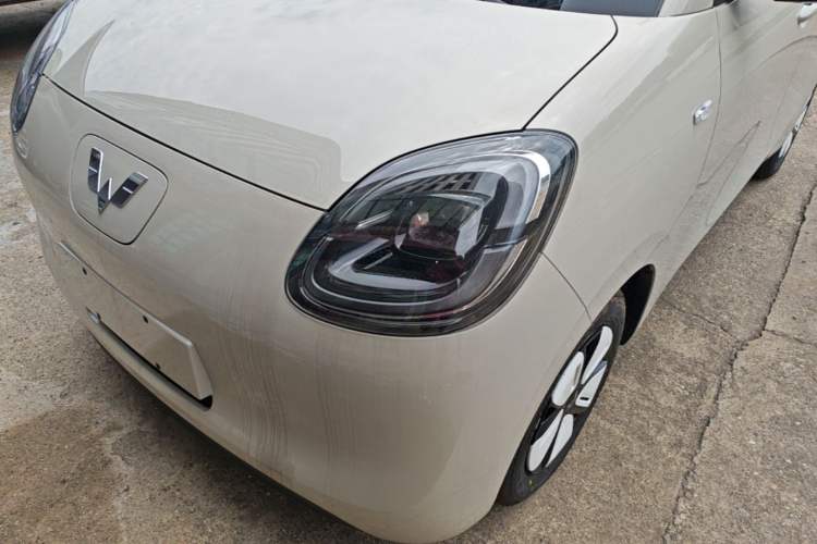 Used Wuling Hongguang MINIEV 2025 Four-Door Version Advanced Edition Left Front Headlight
