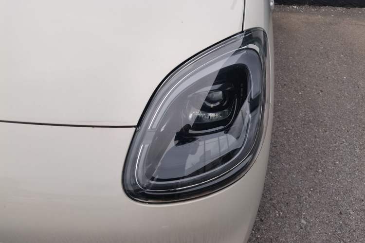 Used Wuling Hongguang MINIEV 2025 Four-Door Version Zhenxiang+ Edition Left Front Headlight