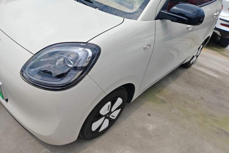Used Wuling Hongguang MINIEV 2025 Four-Door Version Advanced Edition Left Front Headlight