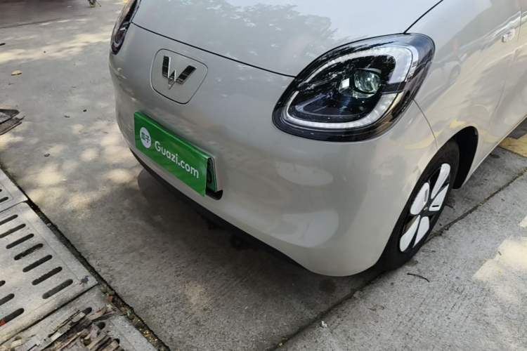 Used Wuling Hongguang MINIEV 2025 Four-Door Version Advanced Edition Left Front Headlight