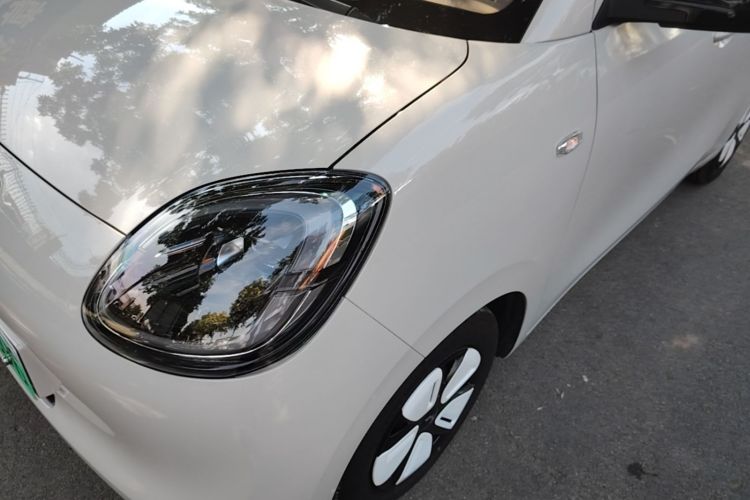 Used Wuling Hongguang MINIEV 2025 Four-Door Version Advanced Edition Left Front Headlight