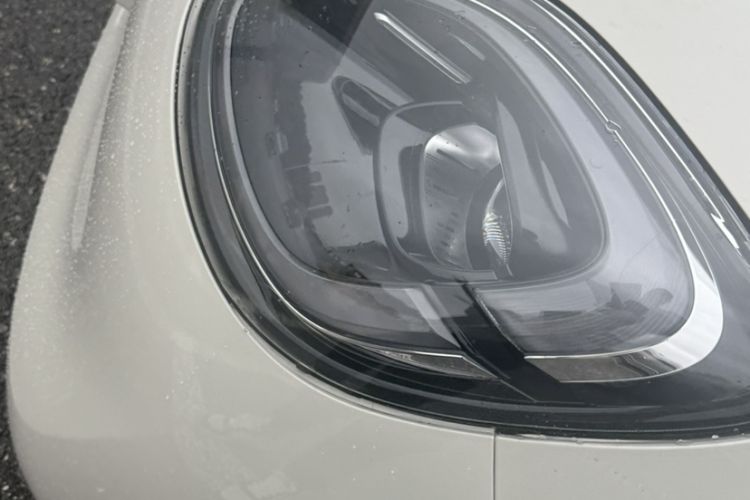 Used Wuling Hongguang MINIEV 2025 Four-Door Version Advanced Edition Left Front Headlight