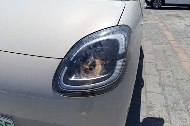 Used Wuling Hongguang MINIEV 2025 Four-Door Version Advanced Edition Left Front Headlight