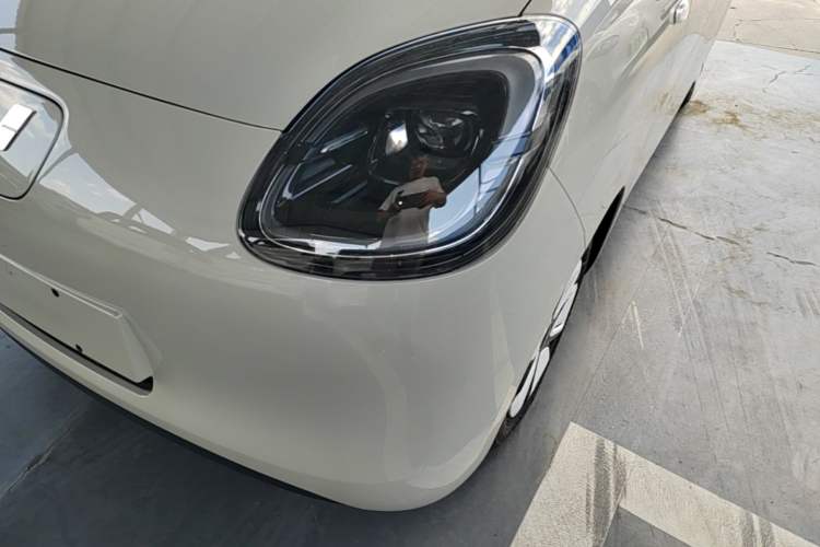 Used Wuling Hongguang MINIEV 2025 Four-Door Version Advanced Edition Left Front Headlight