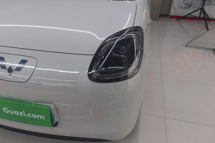 Used Wuling Hongguang MINIEV 2025 Four-Door Version Advanced Edition Left Front Headlight