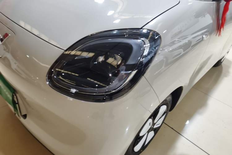Used Wuling Hongguang MINIEV 2025 Four-Door Version Advanced Edition Left Front Headlight