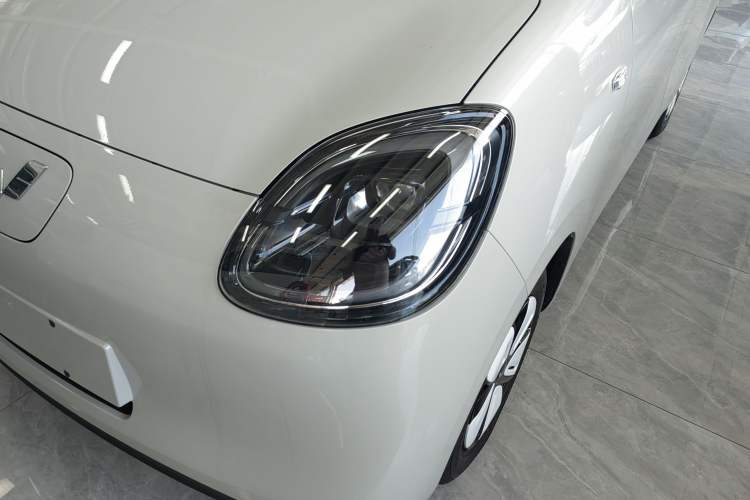 Used Wuling Hongguang MINIEV 2025 Four-Door Version Advanced Edition Left Front Headlight