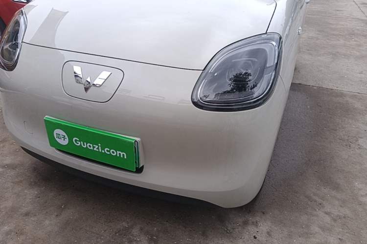 Used Wuling Hongguang MINIEV 2025 Four-Door Version Advanced Edition Left Front Headlight