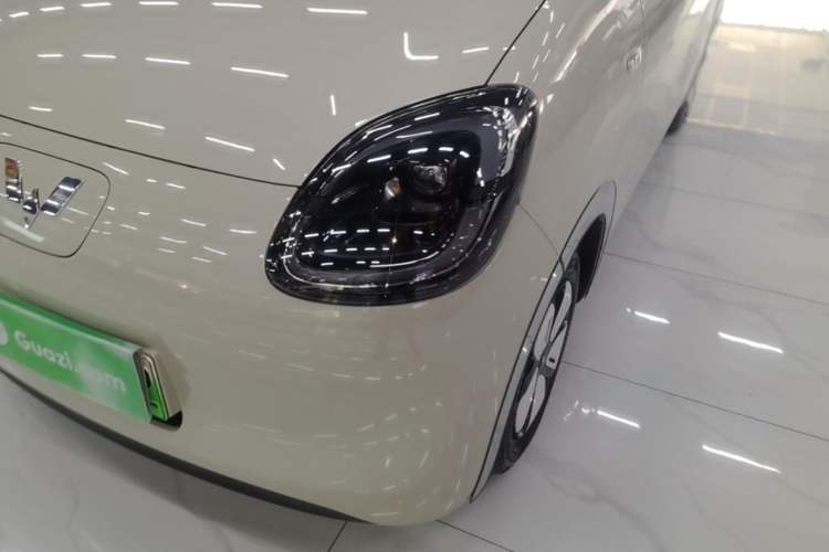 Used Wuling Hongguang MINIEV 2025 Four-Door Version Zhenxiang+ Edition Left Front Headlight
