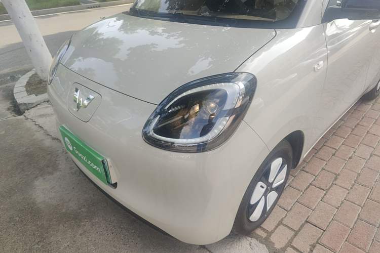 Used Wuling Hongguang MINIEV 2025 Four-Door Version Advanced Edition Left Front Headlight