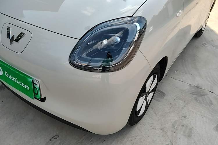 Used Wuling Hongguang MINIEV 2025 Four-Door Version Zhenxiang+ Edition Left Front Headlight