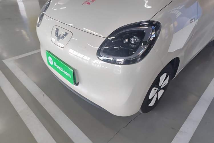 Used Wuling Hongguang MINIEV 2025 Four-Door Version Premium Edition Left Front Headlight