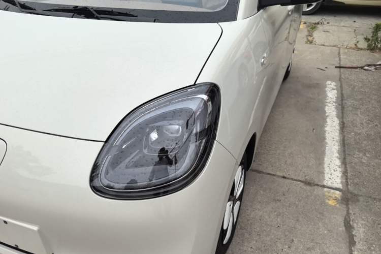 Used Wuling Hongguang MINIEV 2025 Four-Door Version Advanced Edition Left Front Headlight