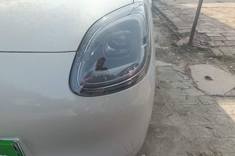 Used Wuling Hongguang MINIEV 2025 Four-Door Version Advanced Edition Left Front Headlight