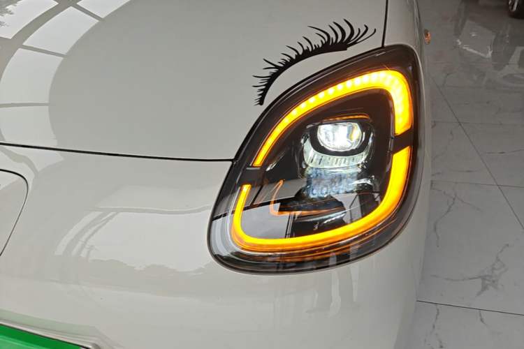 Used Wuling Hongguang MINIEV 2025 Four-Door Version Zhenxiang+ Edition Left Front Headlight