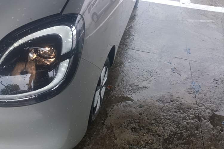 Used Wuling Hongguang MINIEV 2025 Four-Door Version Advanced Edition Left Front Headlight