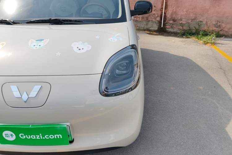 Used Wuling Hongguang MINIEV 2025 Four-Door Version Advanced Edition Left Front Headlight