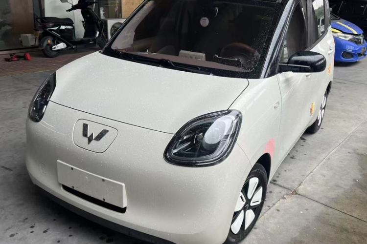 Used Wuling Hongguang MINIEV 2025 Four-Door Version Advanced Edition Left Front Headlight