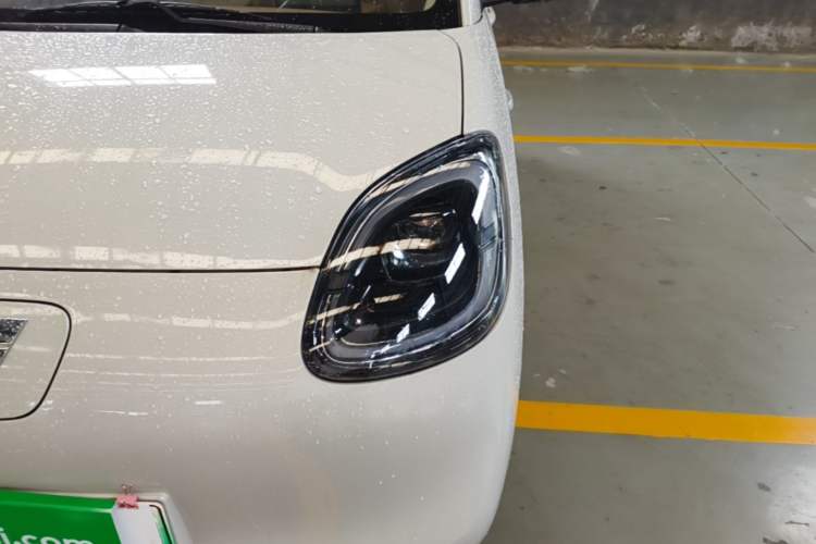 Used Wuling Hongguang MINIEV 2025 Four-Door Version Advanced Edition Left Front Headlight