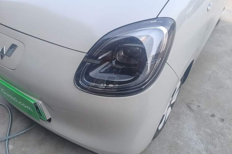 Used Wuling Hongguang MINIEV 2025 Four-Door Version Premium Edition Left Front Headlight
