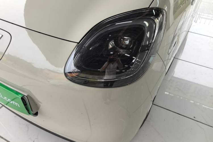 Used Wuling Hongguang MINIEV 2025 Four-Door Version Zhenxiang+ Edition Left Front Headlight