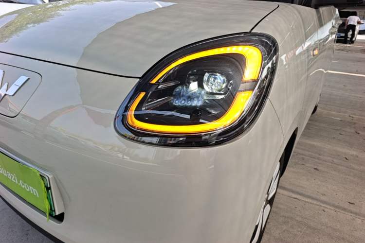Used Wuling Hongguang MINIEV 2025 Four-Door Version Zhenxiang+ Edition Left Front Headlight