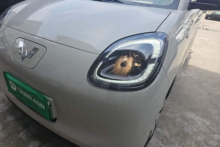 Used Wuling Hongguang MINIEV 2025 Four-Door Version Advanced Edition Left Front Headlight