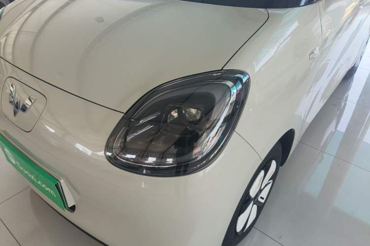 Used Wuling Hongguang MINIEV 2025 Four-Door Version Premium Edition Left Front Headlight