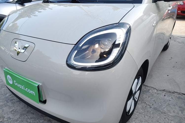 Used Wuling Hongguang MINIEV 2025 Four-Door Version Advanced Edition Left Front Headlight