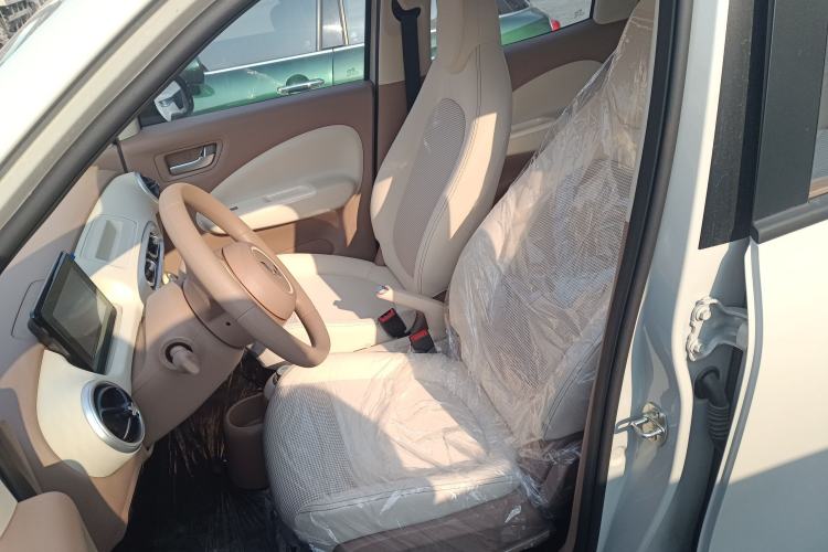 Used Wuling Hongguang MINIEV 2025 Four-Door Version Advanced Edition Left Front Seat